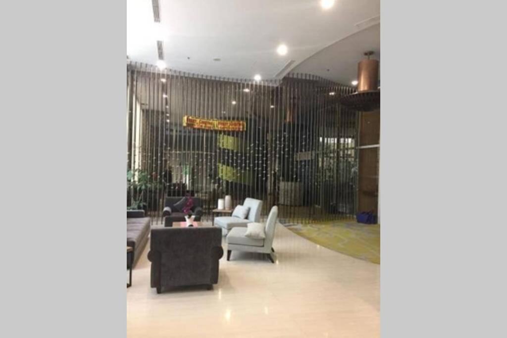 1 Bedroom Apartment Near Central Park Mall Jakarta Kültér fotó