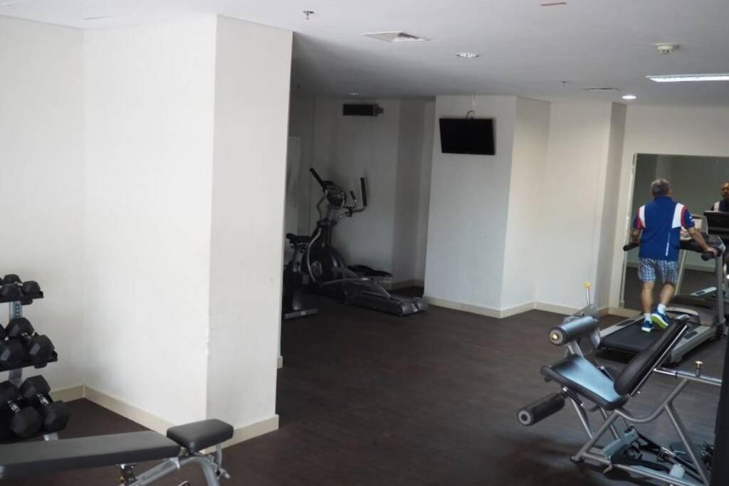 1 Bedroom Apartment Near Central Park Mall Jakarta Kültér fotó